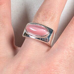 Pink and silver toned cocktail ring size 7.25, pink opalescent stone signet ring